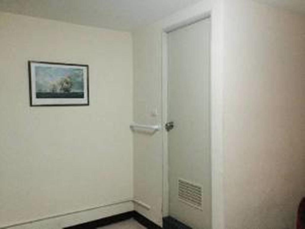Sandman Hotel & Sports Bar Pattaya Room photo